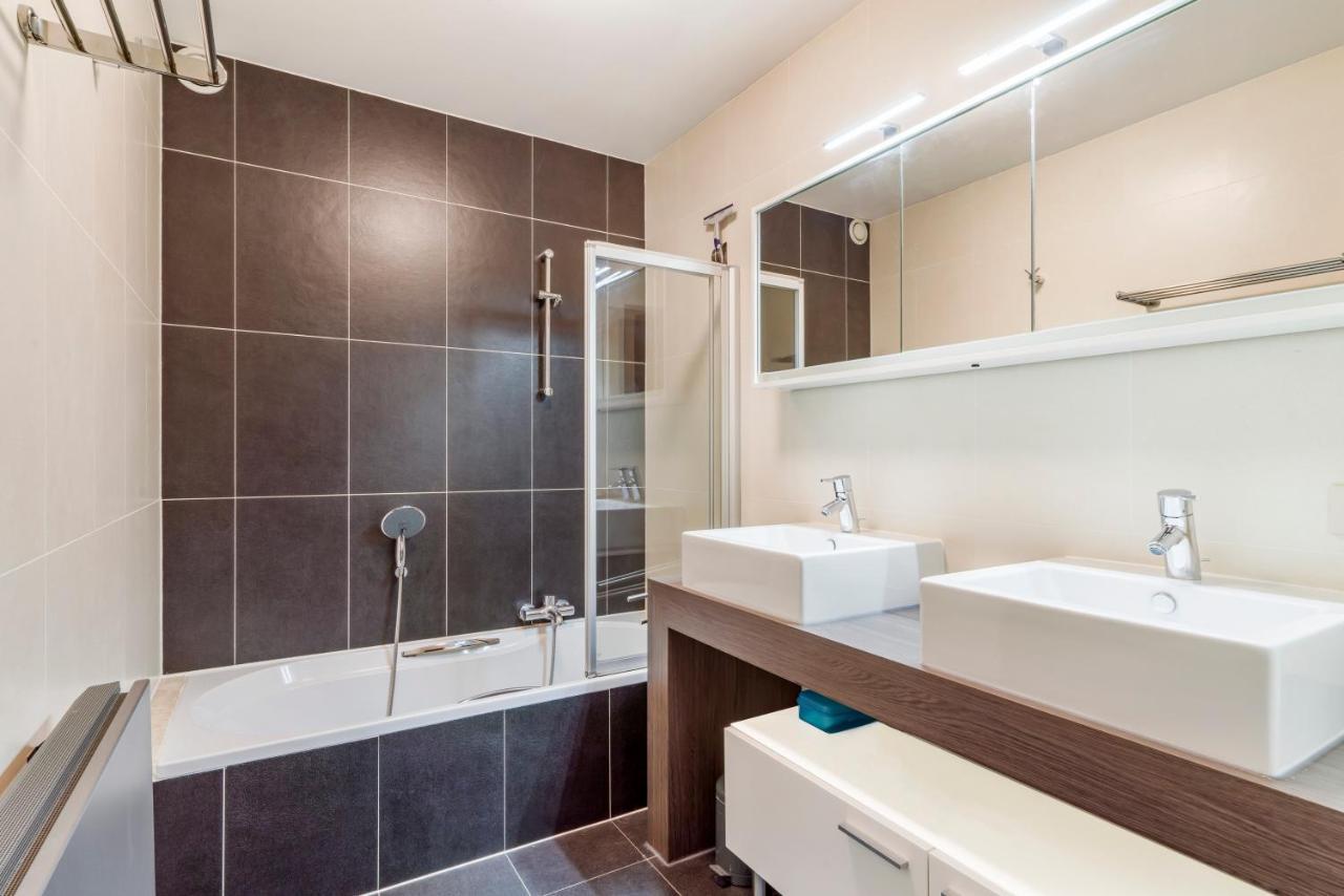 Luxury With Garden Close To The